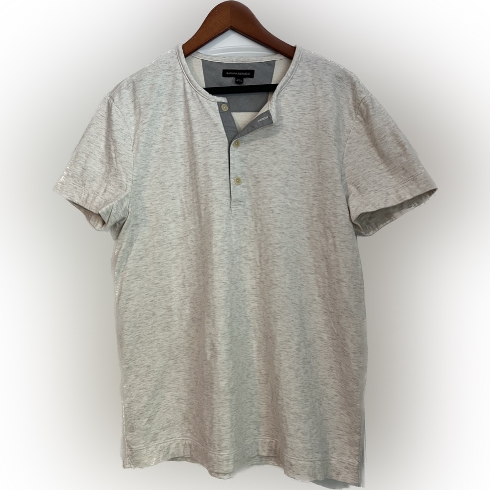 Banana Republic men’s short sleeve henley Sz M